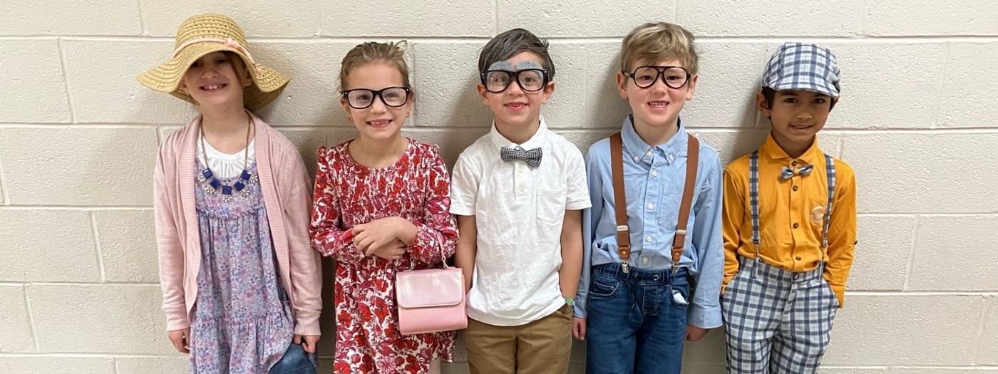 5 kids dressed up as old people for the 100th day of school